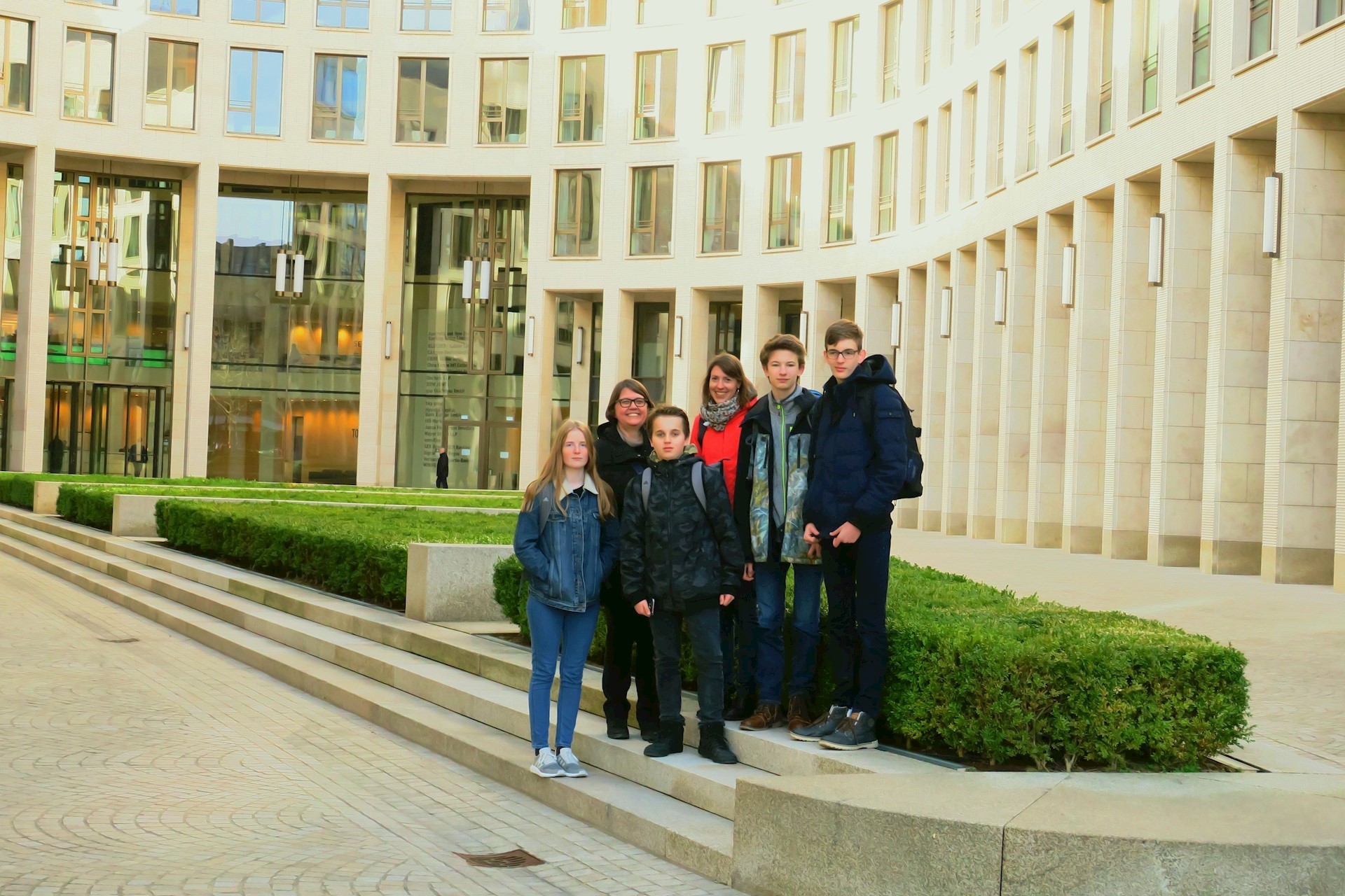 Vor Dem Pwc Tower In Frankfurt A.M